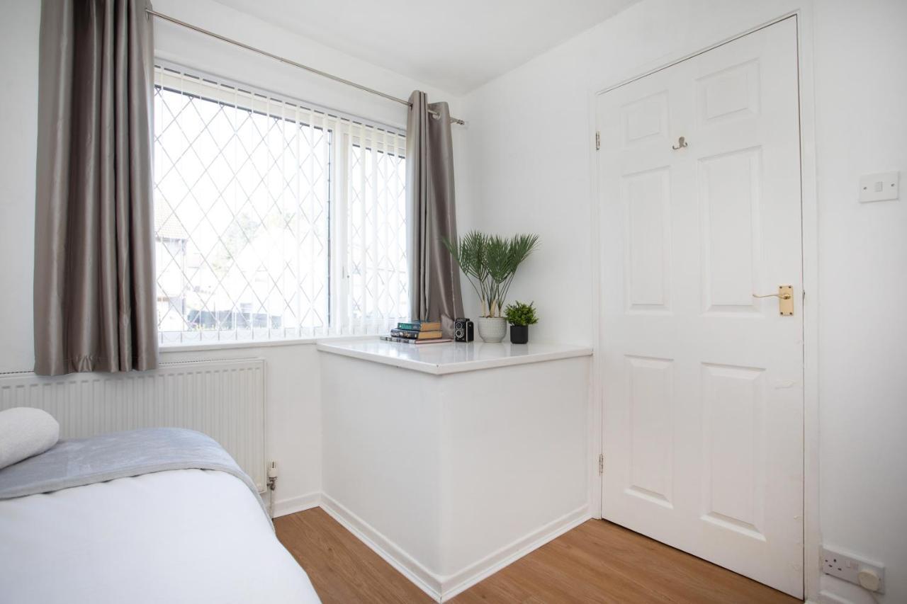 Rawmarsh House, Rotherham For Contractors & Families, Free Parking, High Speed Wifi, Etc Eksteriør billede