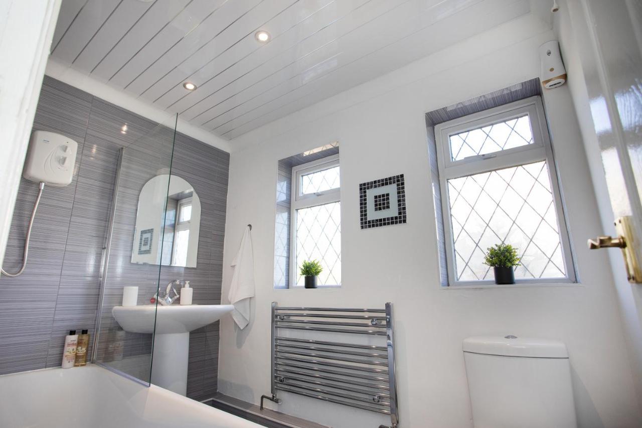 Rawmarsh House, Rotherham For Contractors & Families, Free Parking, High Speed Wifi, Etc Eksteriør billede