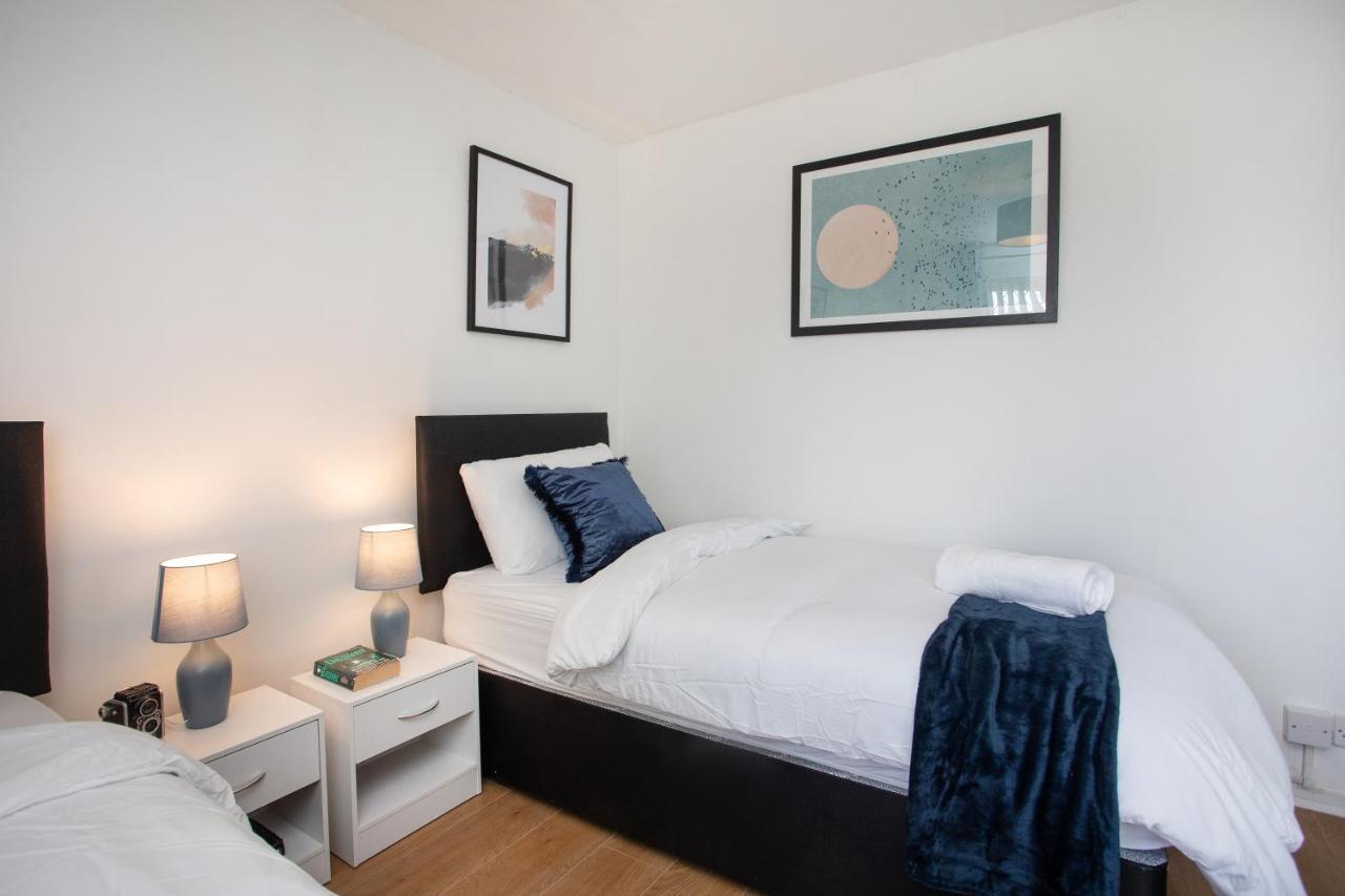 Rawmarsh House, Rotherham For Contractors & Families, Free Parking, High Speed Wifi, Etc Eksteriør billede