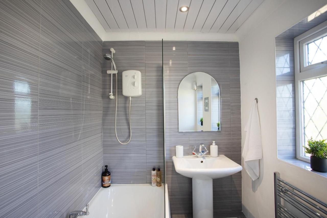 Rawmarsh House, Rotherham For Contractors & Families, Free Parking, High Speed Wifi, Etc Eksteriør billede