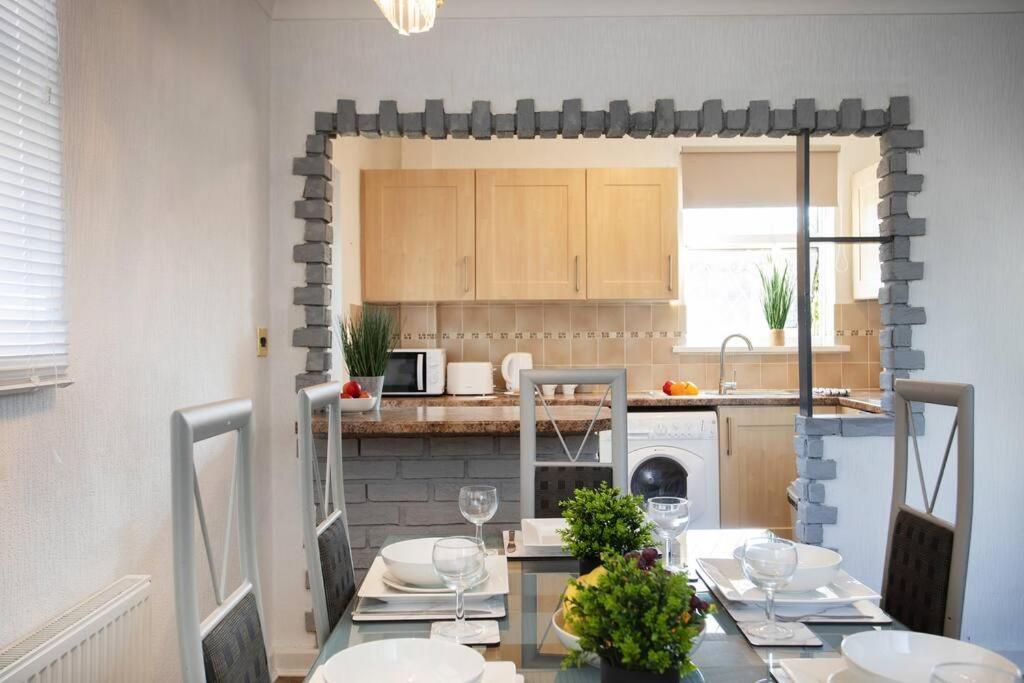 Rawmarsh House, Rotherham For Contractors & Families, Free Parking, High Speed Wifi, Etc Eksteriør billede
