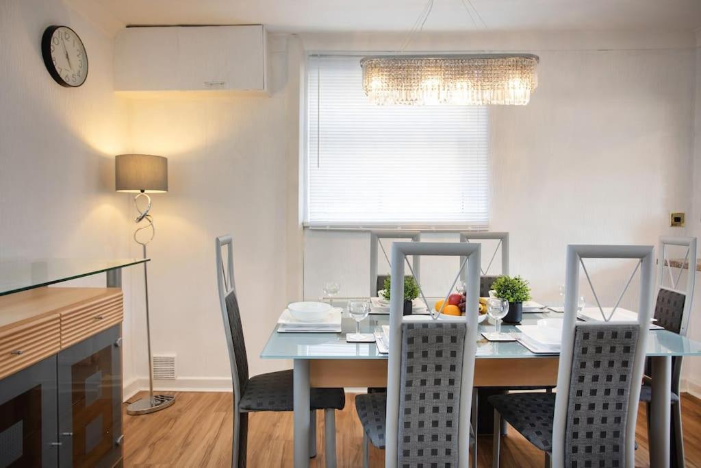 Rawmarsh House, Rotherham For Contractors & Families, Free Parking, High Speed Wifi, Etc Eksteriør billede