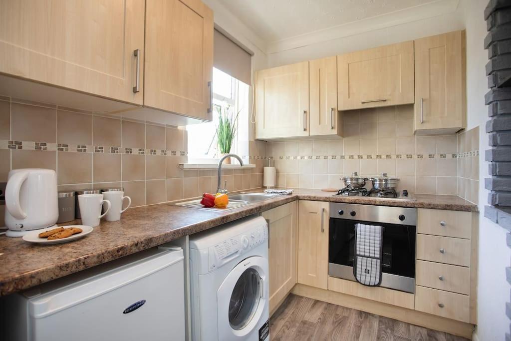 Rawmarsh House, Rotherham For Contractors & Families, Free Parking, High Speed Wifi, Etc Eksteriør billede
